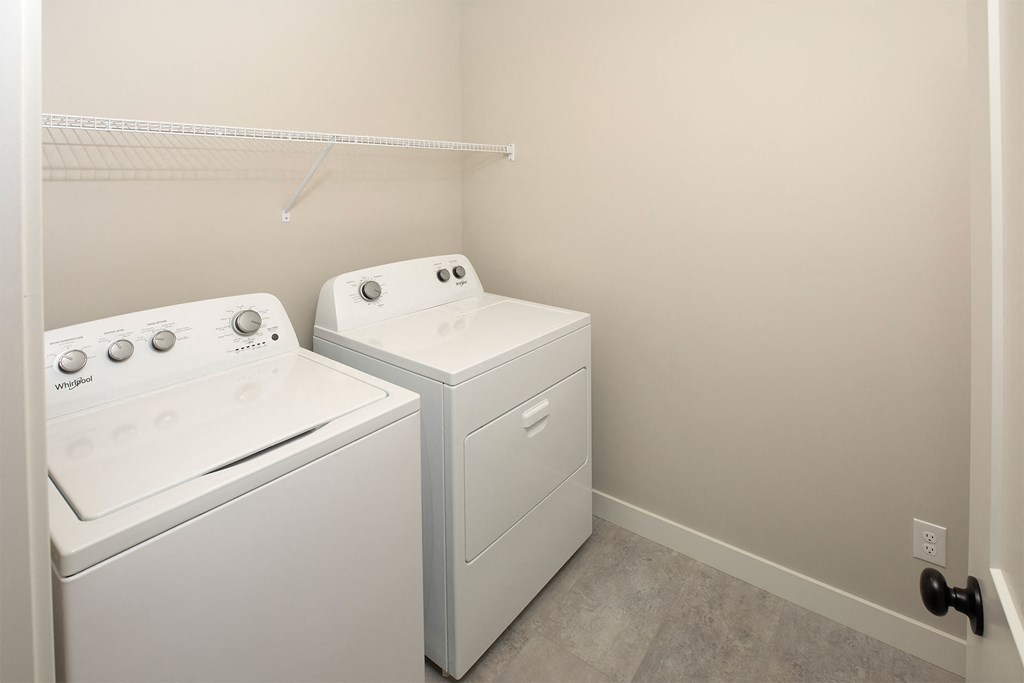 Edgewater on Cook Lake In-home Laundry