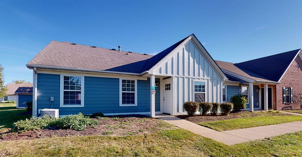 Brixin Franklin Apartments & Townhomes Renovated Exterior