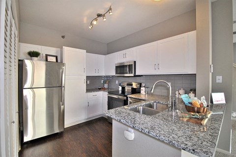 fairlane town center apartments kitchen