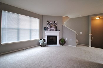 fairlane town center apartments living room - Photo Gallery 11