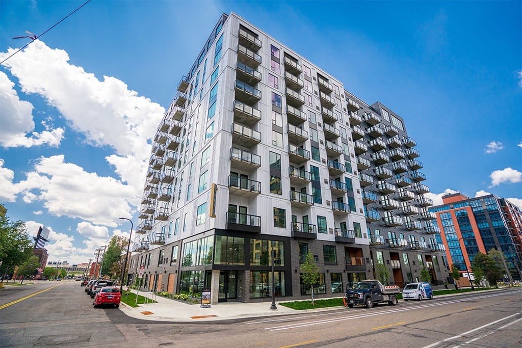 forte on the park apartments building exterior