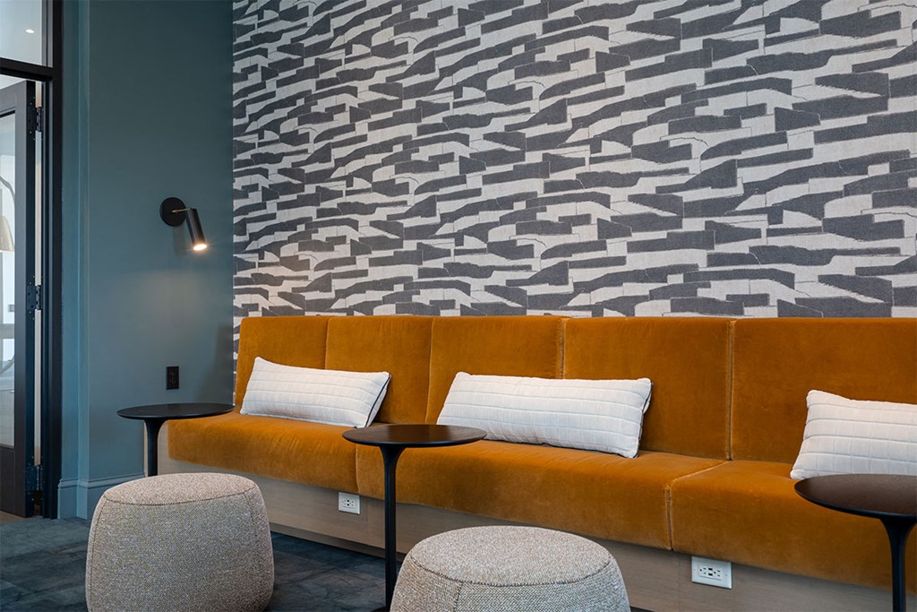 forte on the park apartments club room lounge seating