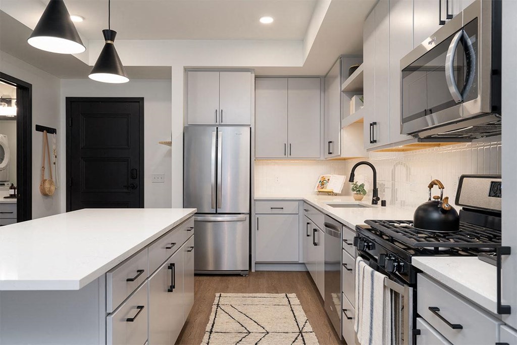 forte on the park apartments kitchen with island