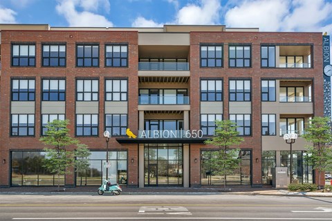 Albion Highland Park Building Exterior