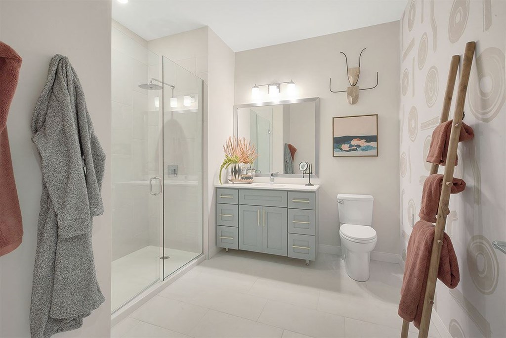 Albion Highland Park Apartment with Glass Shower