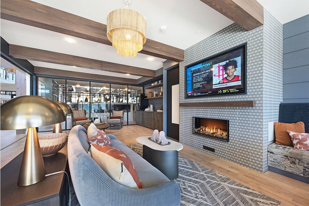 Albion Highland Park Fireplace Lounge