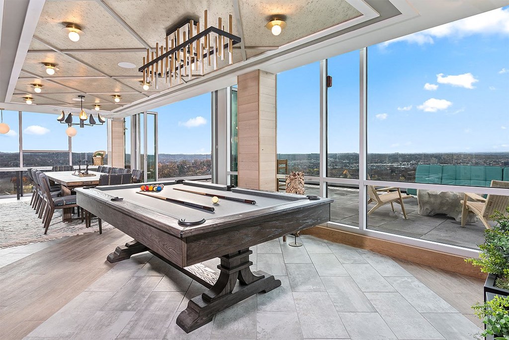 Highland House Tower by Albion Billiards