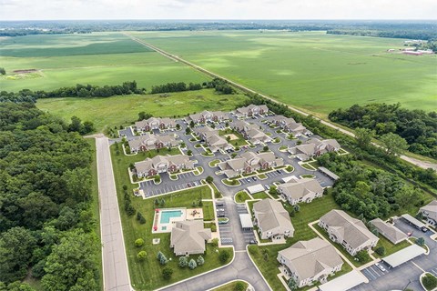 aerial view of the community of hunter ridge apartments