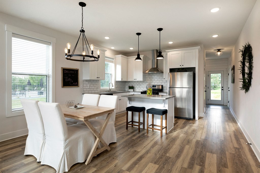 Mills Creek Kitchen and Dining Room