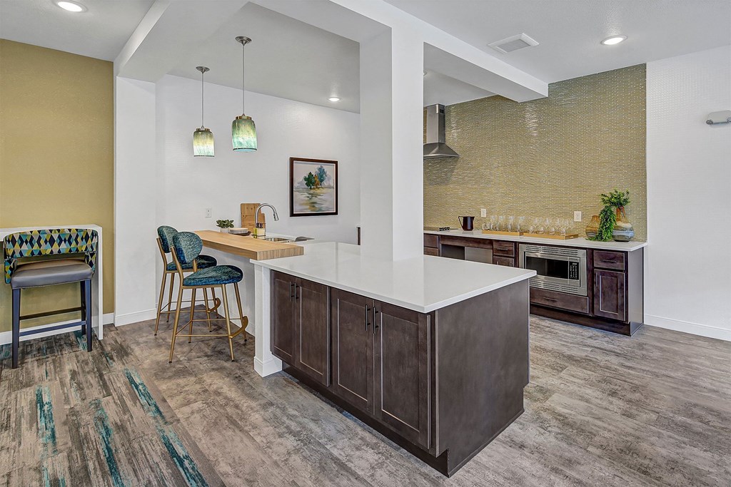 the preserve at ballantyne commons community kitchen and dining area