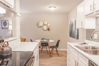 The Hendrix Kitchen - Photo Gallery 3