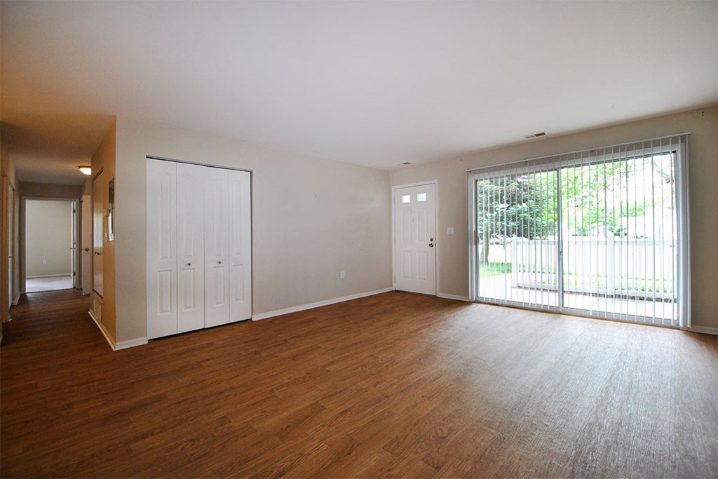 the lakes of holland apartments living room