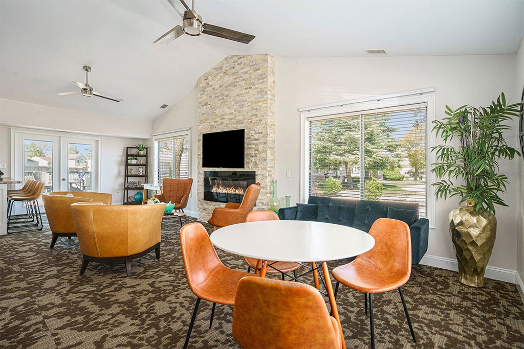 the lakes of holland apartments club house