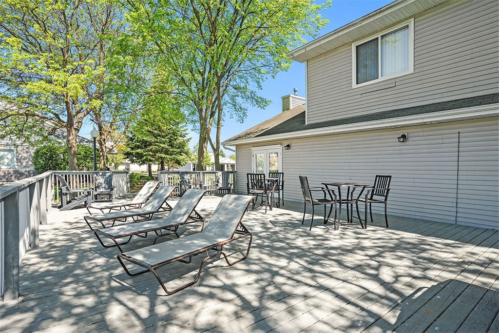 the lakes of holland apartments outdoor recliner chairs