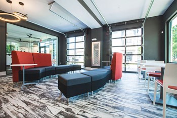 Meridian at Grandview Apartments Co Working Space - Photo Gallery 30