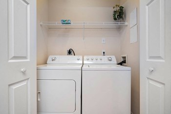 the orchard apartments in unit washer and dryer - Photo Gallery 19