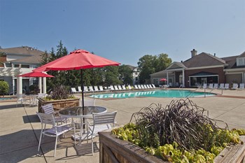 the orchard apartments pool - Photo Gallery 31