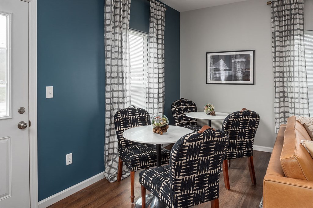 turtle creek apartments dining area