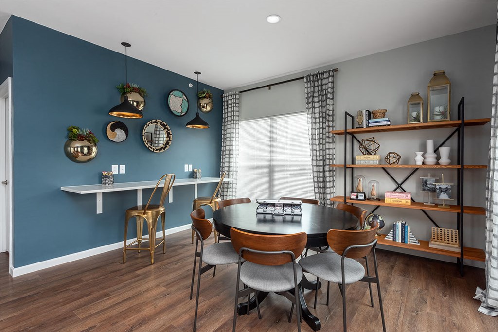 turtle creek apartments dining area