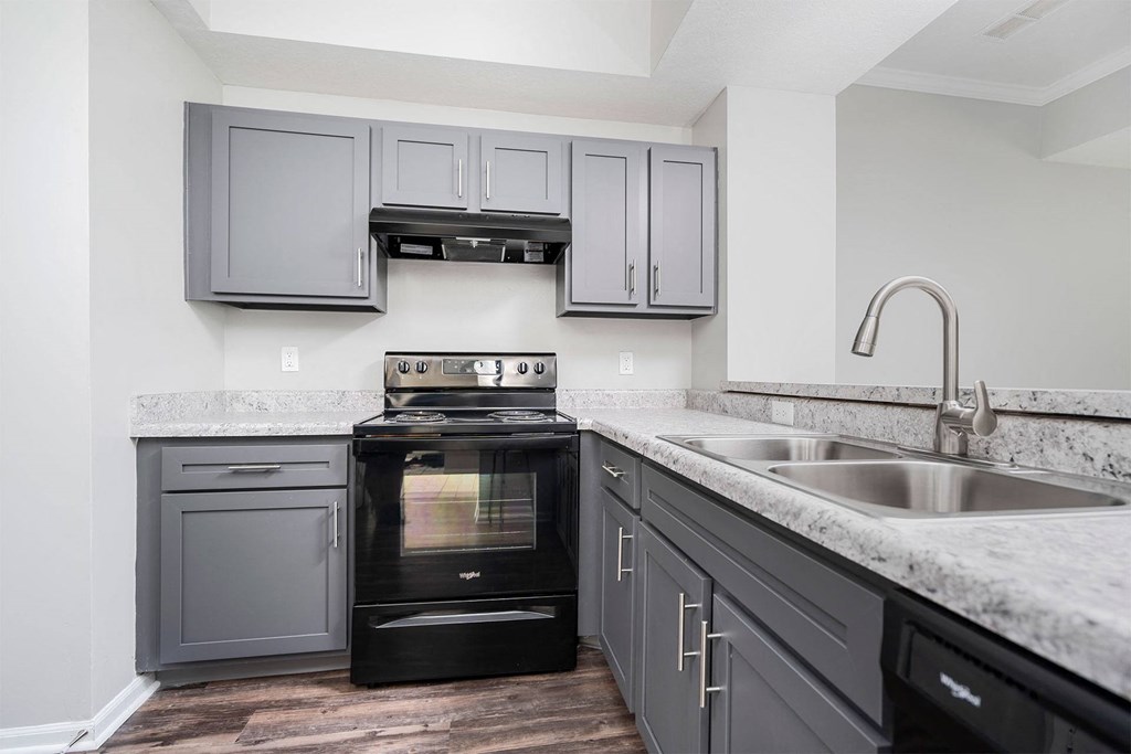alexander court apartments kitchen