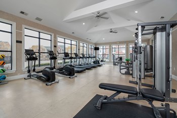 arlington park apartments fitness center - Photo Gallery 18