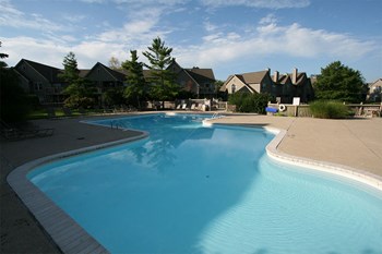 camden place apartments pool - Photo Gallery 29