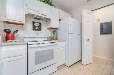 camden place apartments kitchen