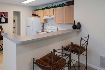 camden place apartments kitchen peninsula - Photo Gallery 12