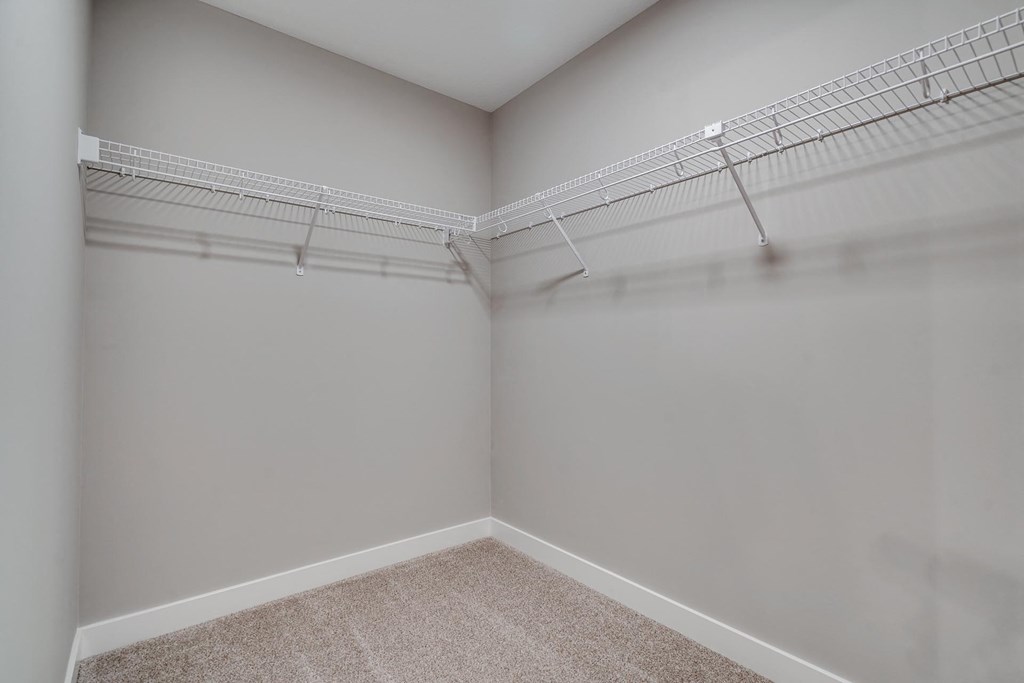 Canvas at St Croix _ Walk-in Closet