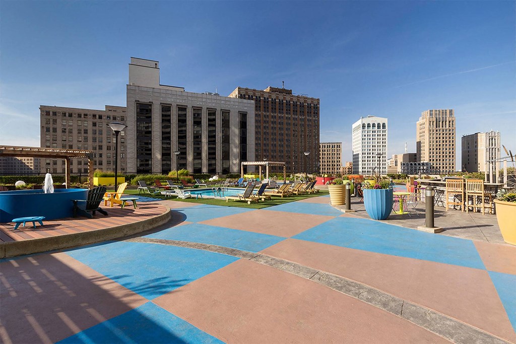 Detroit City Apartments Rooftop Deck