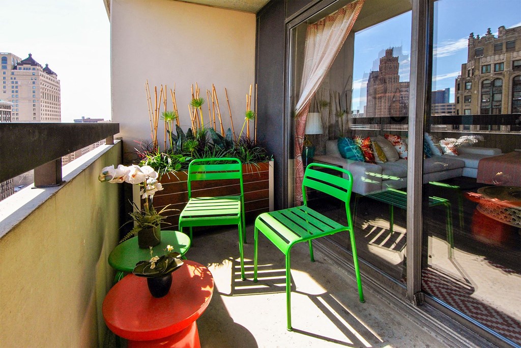 Detroit City Apartments Balcony