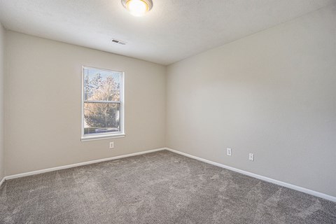 The Vista Apartments and Townhomes Bedroom