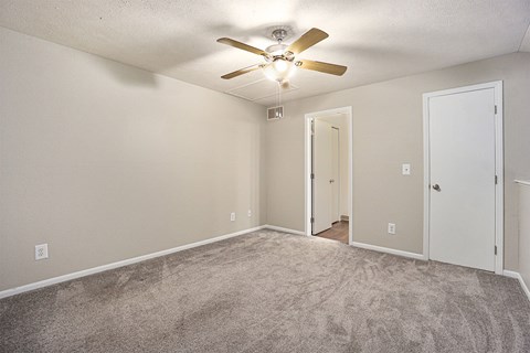 The Vista Apartments and Townhomes Bedroom