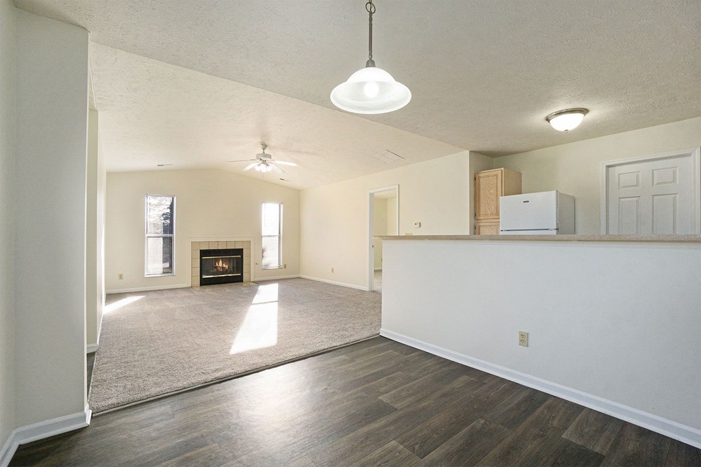 The Vista Apartments and Townhomes Living and Kitchen Area