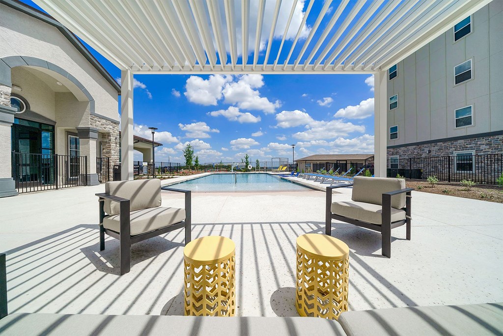 the enclave at homecoming terra vista swimming pool