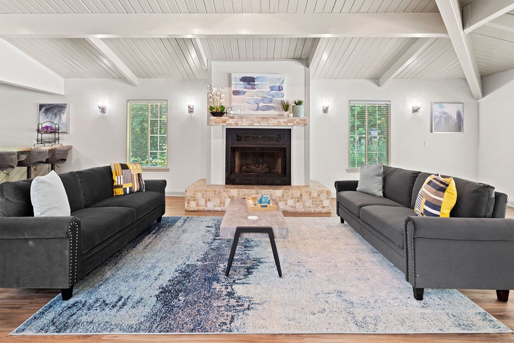 Woods_Edge_Apartments_Clubhouse_Fireplace