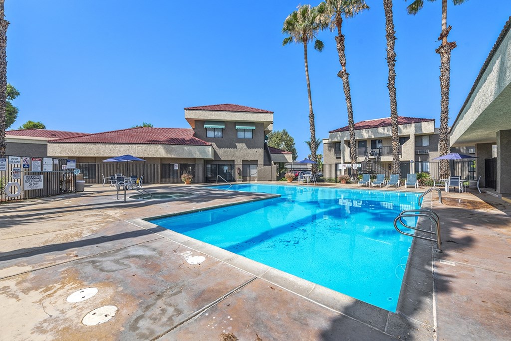 Centrepointe Pool Area