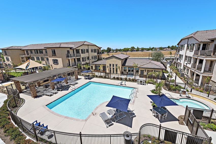 Pool & Spa Area at LEVANTE APARTMENT HOMES, California - Photo Gallery 1