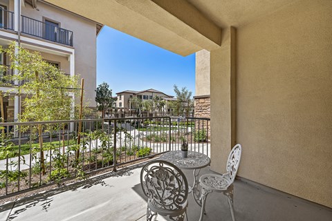 Patio at LEVANTE APARTMENT HOMES, Fontana