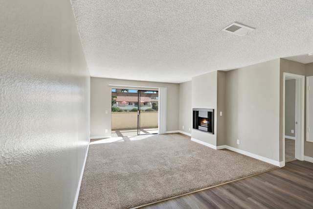 Studio apartment at La Costa Apartment Homes in Fullerton, CA