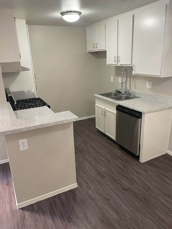 1-bedroom apartment at Hacienda La Jolla in Placentia, CA