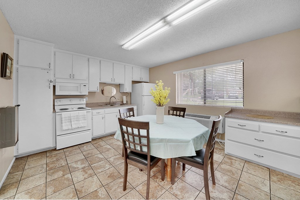 Heritage Plaza Apartment Homes Recreation Room