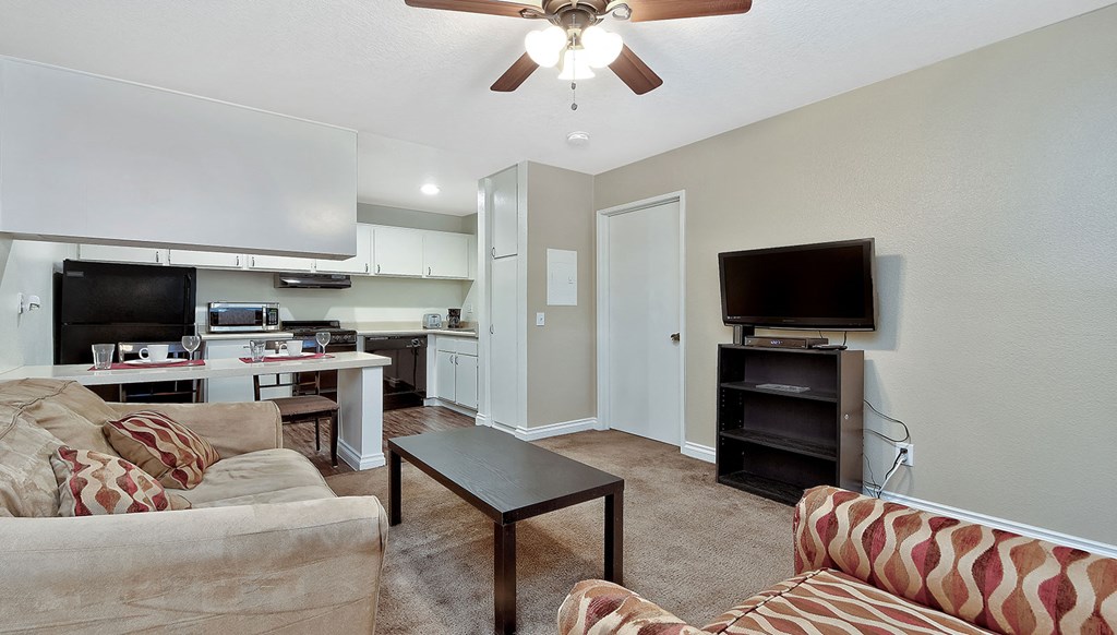 Ceiling Fan In Living Room at CENTREPOINTE, Colton, 92324