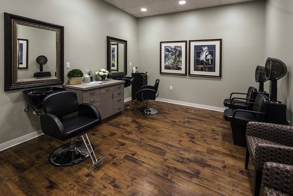 Beauty Barber Shop at Arbor Hills, Lakeland, Florida