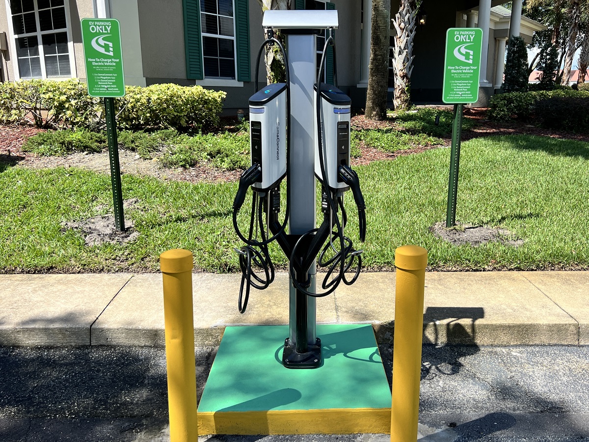 Electric Vehicle Charging Station at Audubon Oaks, Florida, 33809