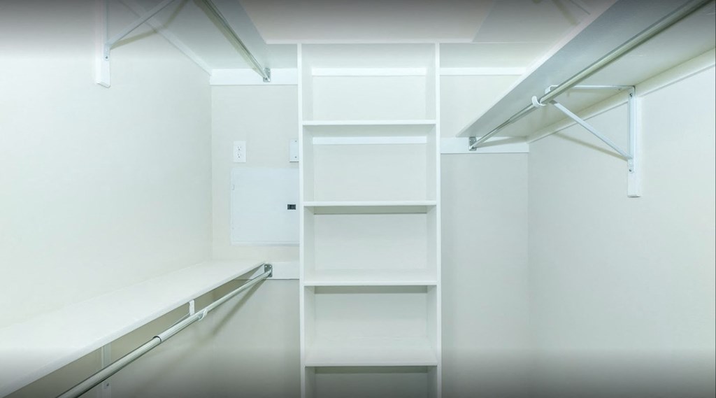 Walk In Closet