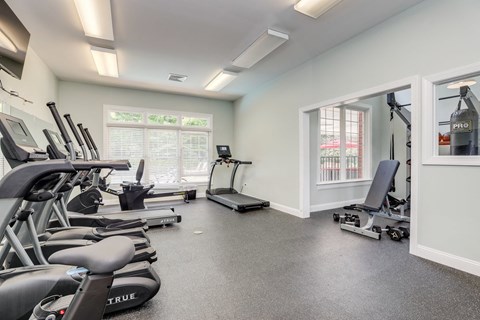 the gym at the preserve apartments falls oh