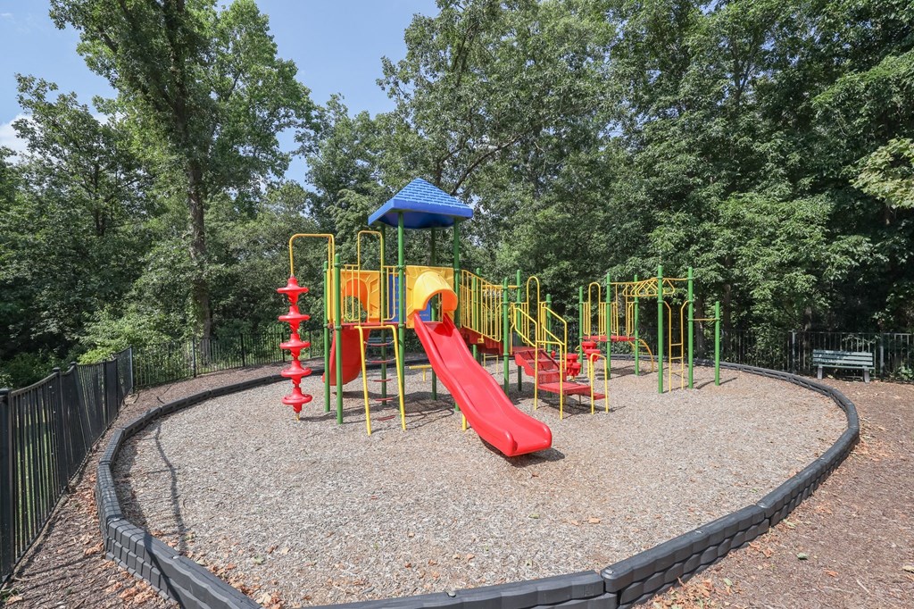 Brandy Hill Apartments, 7134 Brandy Hill Terrace, Mechanicsville, VA