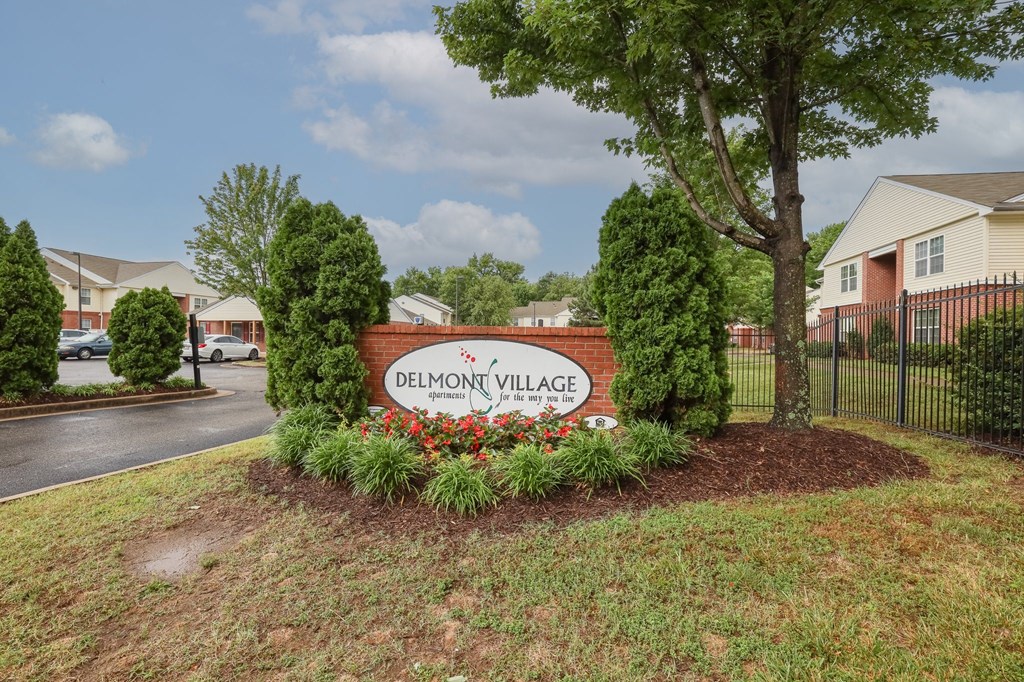 the sign at the entrance to ebony villa apartments