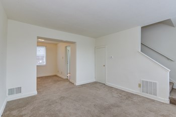 869 36th Street 1-2 Beds Apartment for Rent - Photo Gallery 13